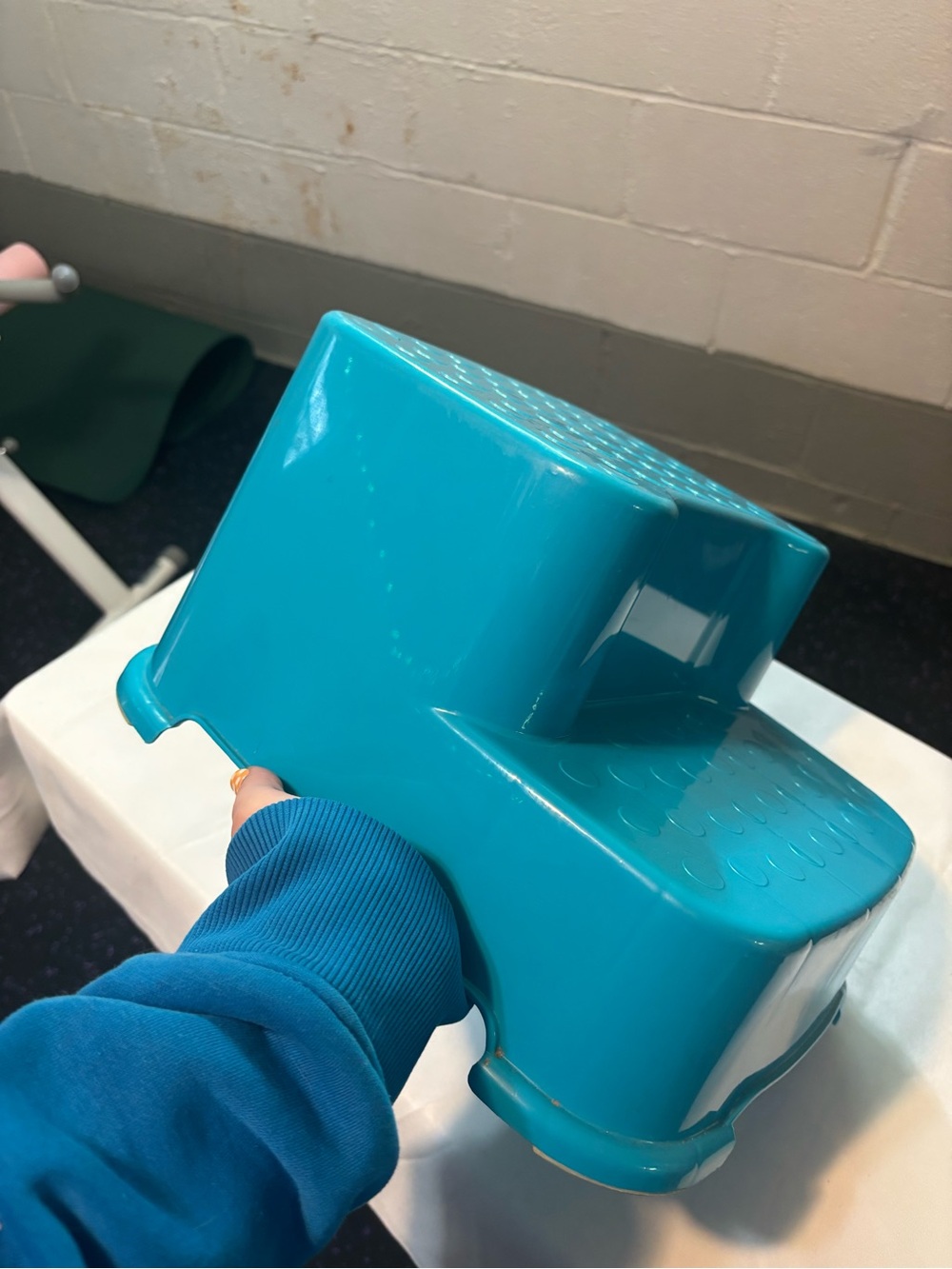 Blue Step Stool - Picture 2 of 2